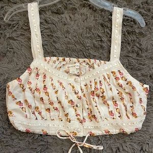 Aeropostale 🌸🌺Floral Crop Top w/ button front closure & Ribbon Trim